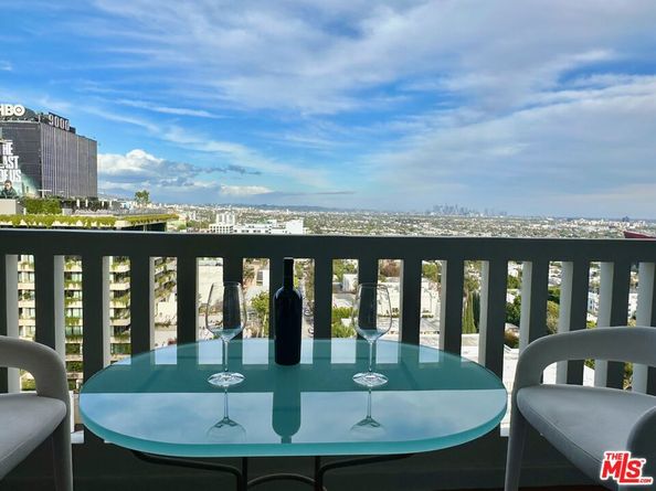 999 N Doheny Drive 1207, West Hollywood CA 90069