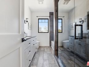 6032 Goodland Avenue, North Hollywood CA 91606