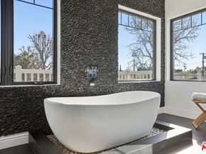 6032 Goodland Avenue, North Hollywood CA 91606