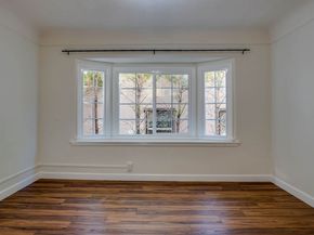 1306 S Longwood Avenue, Los Angeles CA 90019