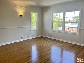 1306 S Longwood Avenue, Los Angeles CA 90019