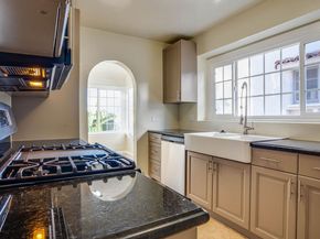 1306 S Longwood Avenue, Los Angeles CA 90019