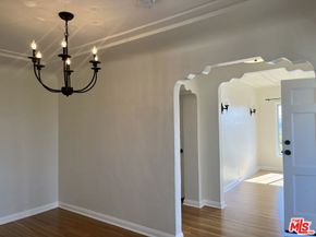 1306 S Longwood Avenue, Los Angeles CA 90019