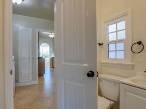 1306 S Longwood Avenue, Los Angeles CA 90019