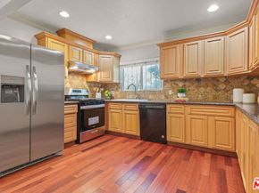 2120 9th Avenue, Los Angeles CA 90018