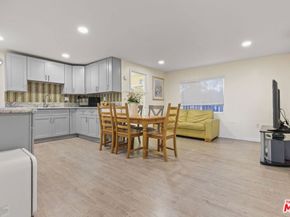 2120 9th Avenue, Los Angeles CA 90018