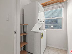 2120 9th Avenue, Los Angeles CA 90018