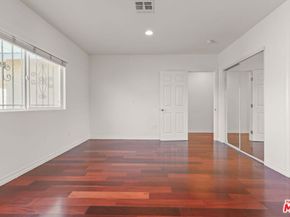 2120 9th Avenue, Los Angeles CA 90018