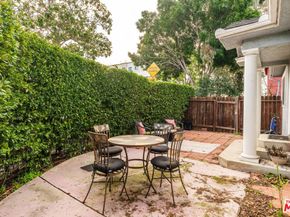 1259 N Citrus Avenue, Los Angeles CA 90038