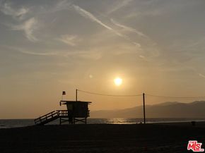 35 23rd Avenue, Venice CA 90291