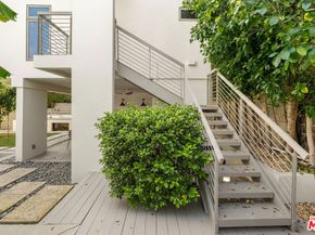 753 N Orange Drive, Los Angeles CA 90038