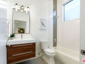 10486 Sandal Lane, Los Angeles CA 90077