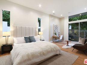 10486 Sandal Lane, Los Angeles CA 90077