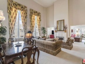 420 S Barrington Avenue PH302, Los Angeles CA 90049