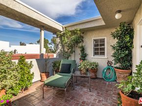 420 S Barrington Avenue PH302, Los Angeles CA 90049