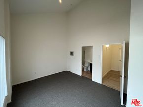 1532 Granville Avenue, Los Angeles CA 90025