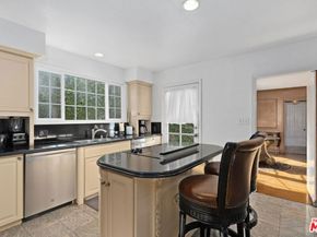 63 Fremont Place, Los Angeles CA 90005