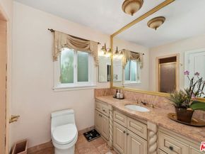63 Fremont Place, Los Angeles CA 90005