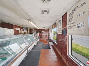 1021 W 101st Street, Los Angeles CA 90044