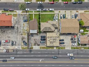 1021 W 101st Street, Los Angeles CA 90044