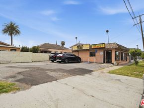 1021 W 101st Street, Los Angeles CA 90044