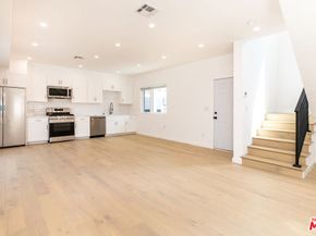 2815 S Mansfield Avenue, Los Angeles CA 90016