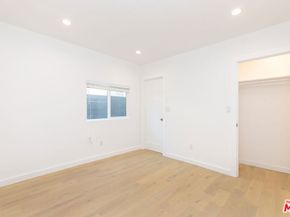 2815 S Mansfield Avenue, Los Angeles CA 90016