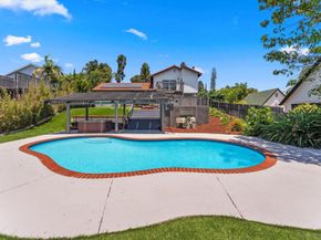 10111 Cliffwood Dr, La Mesa CA 91941