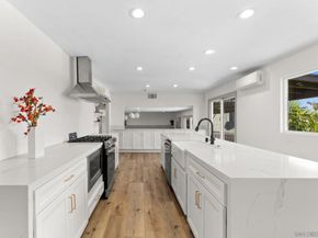 10111 Cliffwood Dr, La Mesa CA 91941