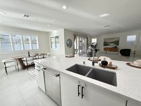 10662 Senna Way, San Diego CA 92126