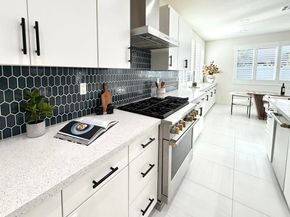 10662 Senna Way, San Diego CA 92126