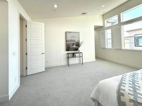 10662 Senna Way, San Diego CA 92126