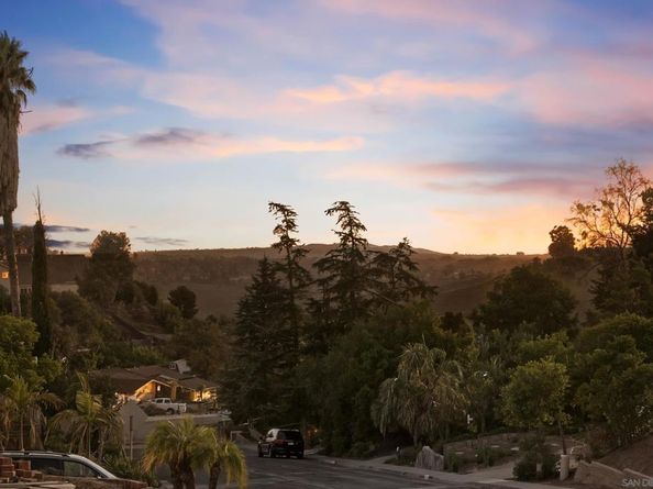 12979 Calle De Las Rosas, San Diego CA 92129