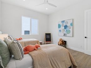 1850 Illion St, San Diego CA 92110