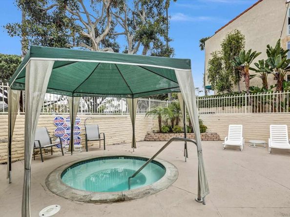 6455 La Jolla Blvd 352, La Jolla CA 92037