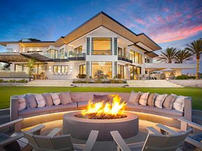 5416 Candlelight Dr, La Jolla CA 92037