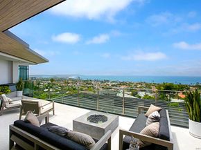 5416 Candlelight Dr, La Jolla CA 92037