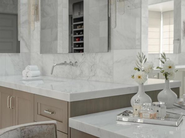 5416 Candlelight Dr, La Jolla CA 92037