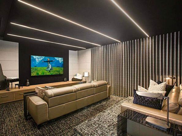 5416 Candlelight Dr, La Jolla CA 92037