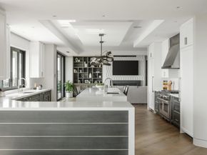 5416 Candlelight Dr, La Jolla CA 92037