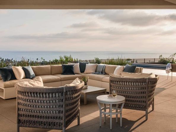 5416 Candlelight Dr, La Jolla CA 92037