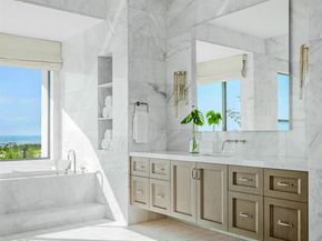 5416 Candlelight Dr, La Jolla CA 92037