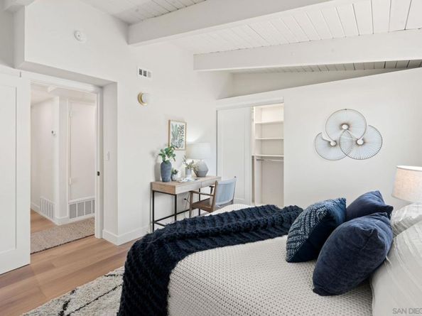 2561 Loring st, San Diego CA 92109