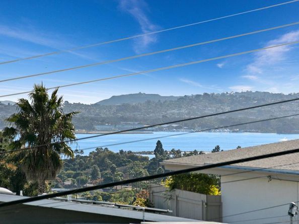 2561 Loring st, San Diego CA 92109