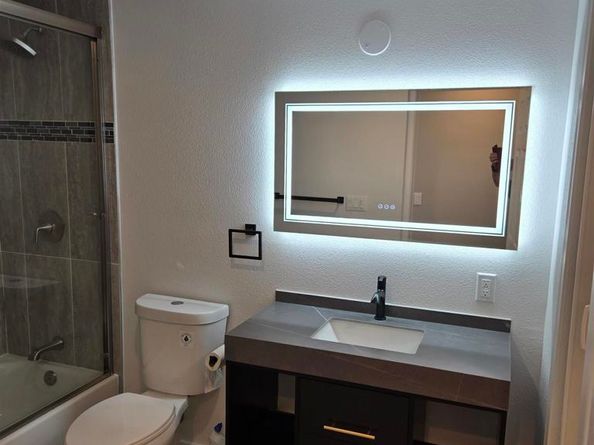 940 S Upas St, Escondido CA 92025