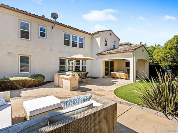 8492 Blackburn Ln, San Diego CA 92127