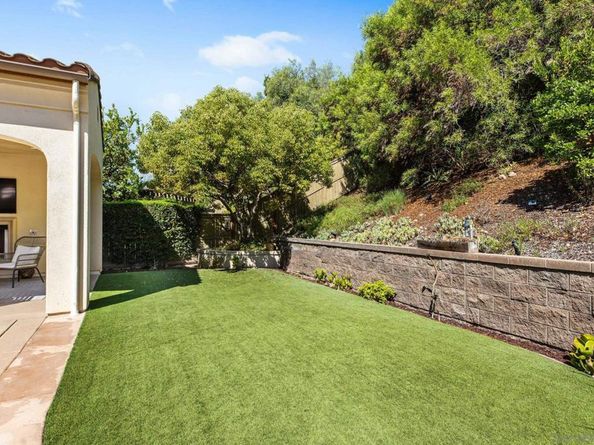 8492 Blackburn Ln, San Diego CA 92127