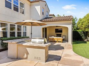 8492 Blackburn Ln, San Diego CA 92127