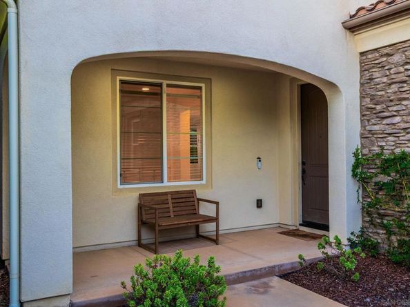 8492 Blackburn Ln, San Diego CA 92127