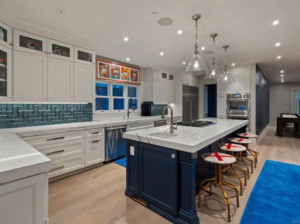 1027 G Ave, Coronado CA 92118